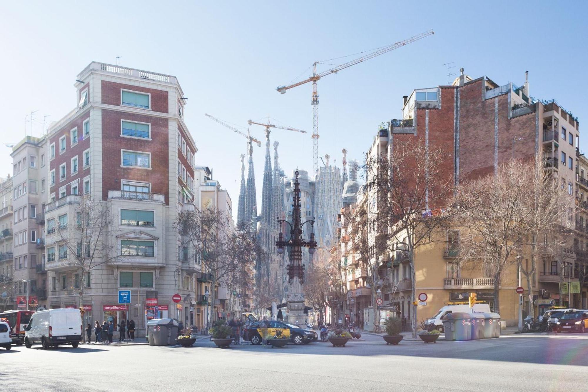 Stay U-Nique Apartments Gaudi I Barcelona Bagian luar foto