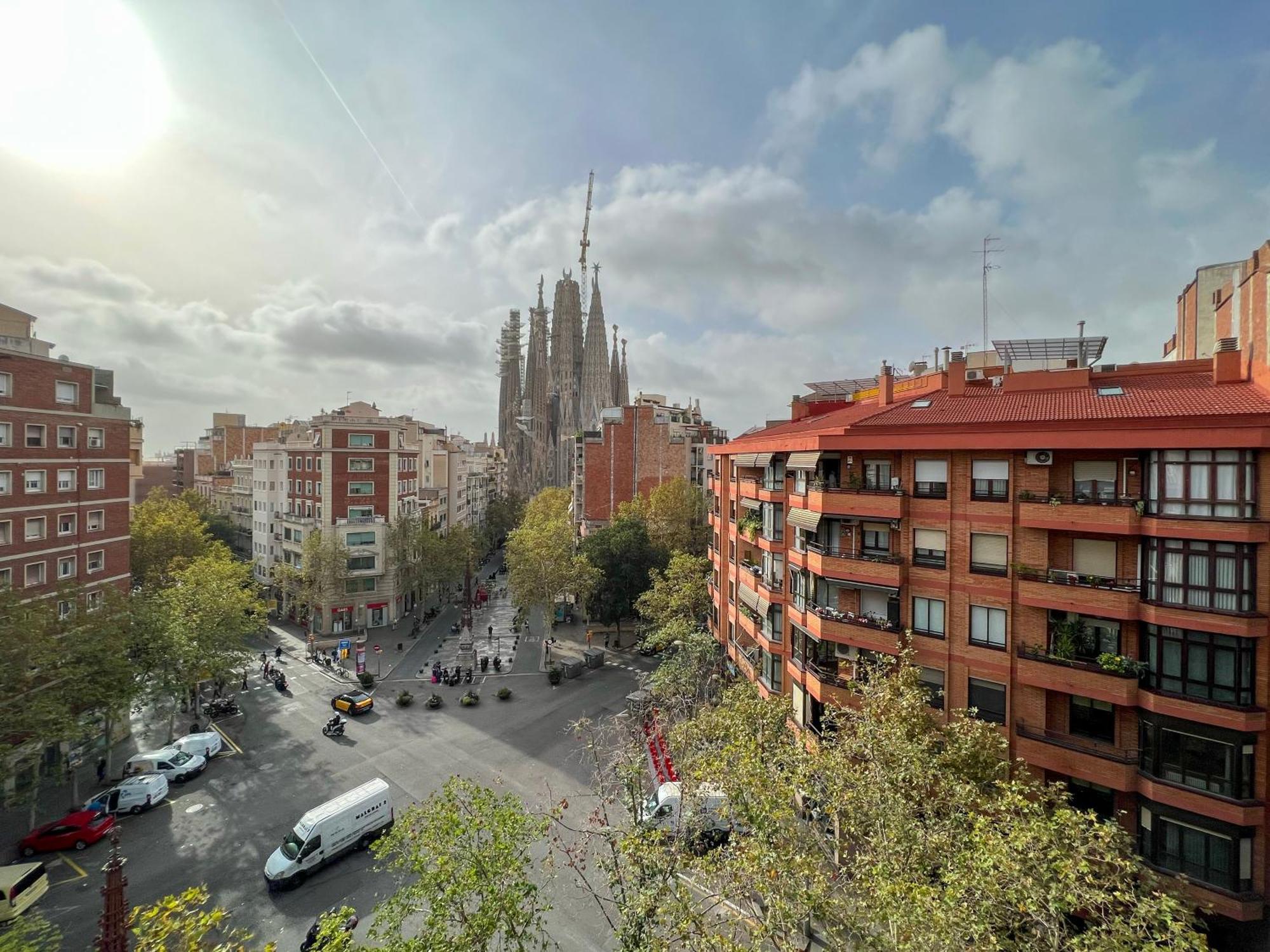 Stay U-Nique Apartments Gaudi I Barcelona Bagian luar foto