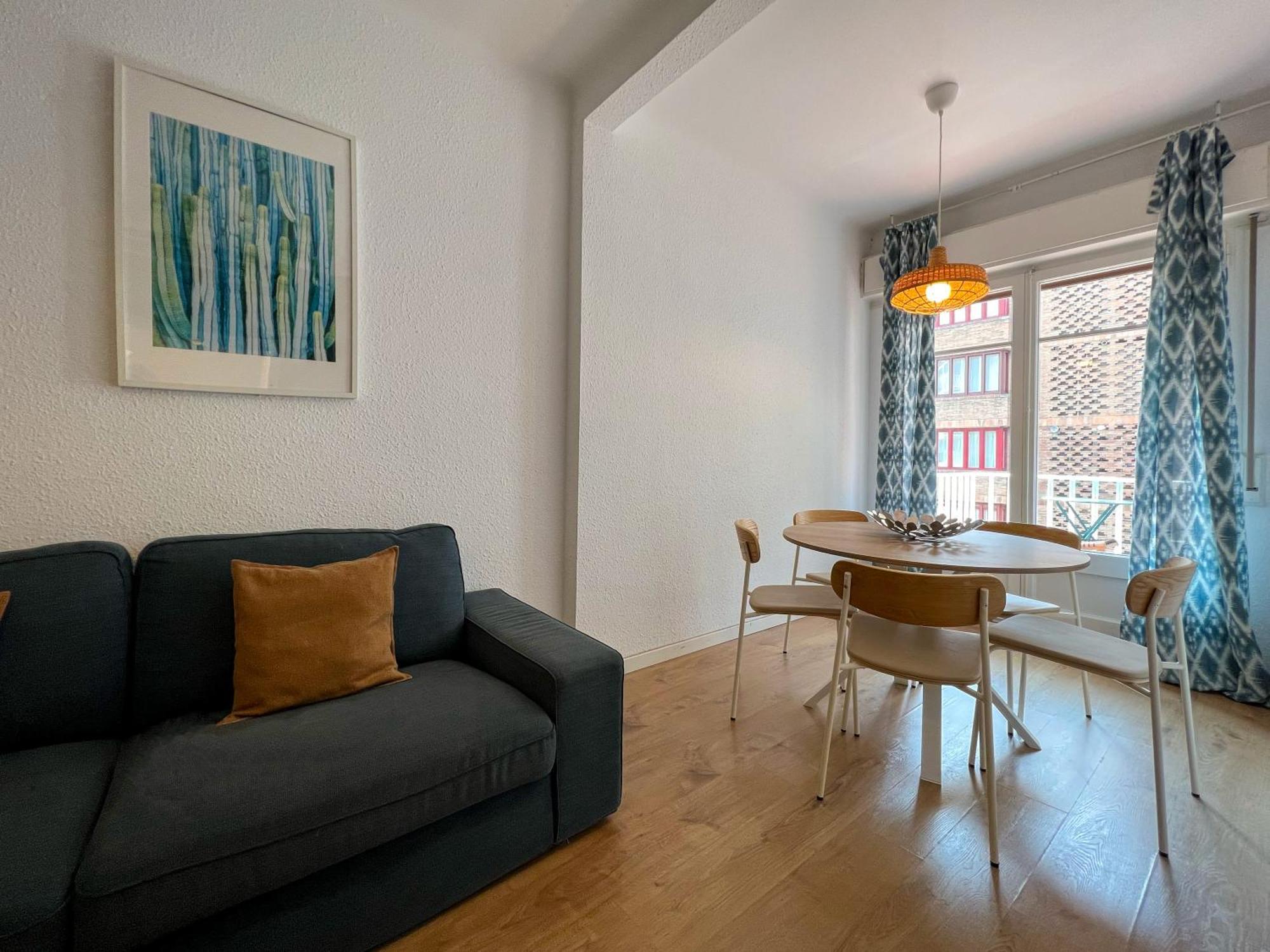 Stay U-Nique Apartments Gaudi I Barcelona Bagian luar foto